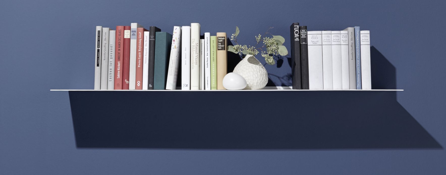 Lyn wall shelf Müller Möbelwerkstätten