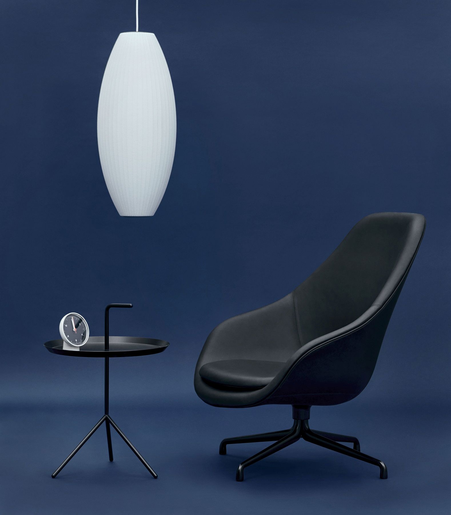 Table Clock Dual-function table clock / wall clock Hay