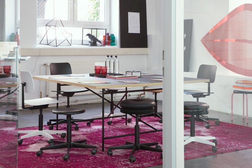 Eiermann 1 conference table complete Richard Lampert