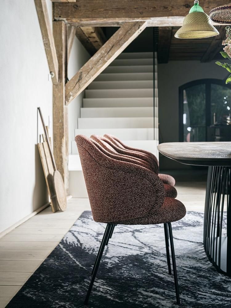 Ona 2020 Curved Armchair Freifrau Manufaktur
