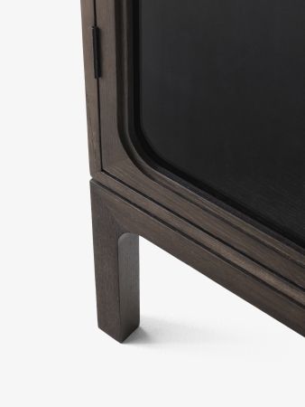Trace SC88 cabinet / display case AndTradition