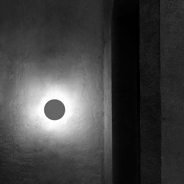 Camouflage 240 wall lamp Flos