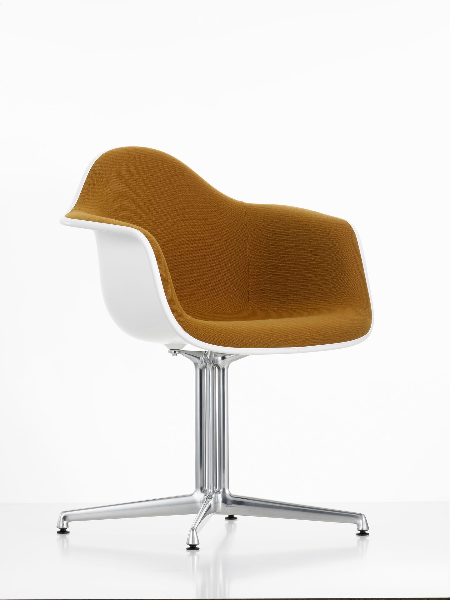 Eames Plastic Arm Chair DAL Chair Fully upholstered Vitra