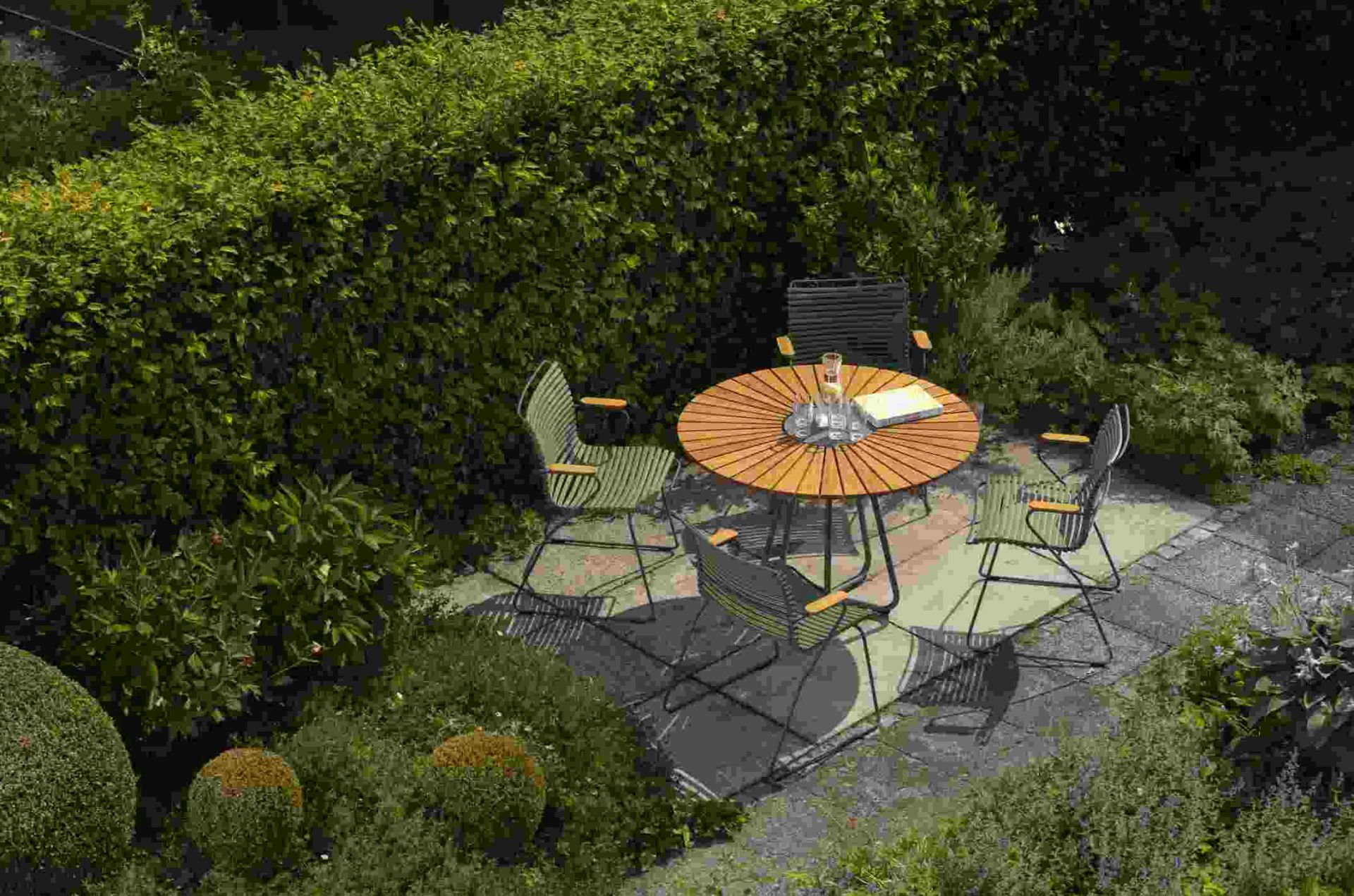 Circle Outdoor Table Ø 110 cm Houe