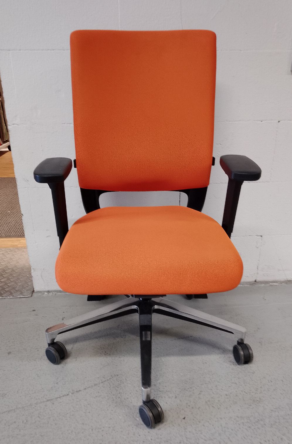 Mera office swivel chair Klöber EXHIBITION PIECE / USED FURNITURE