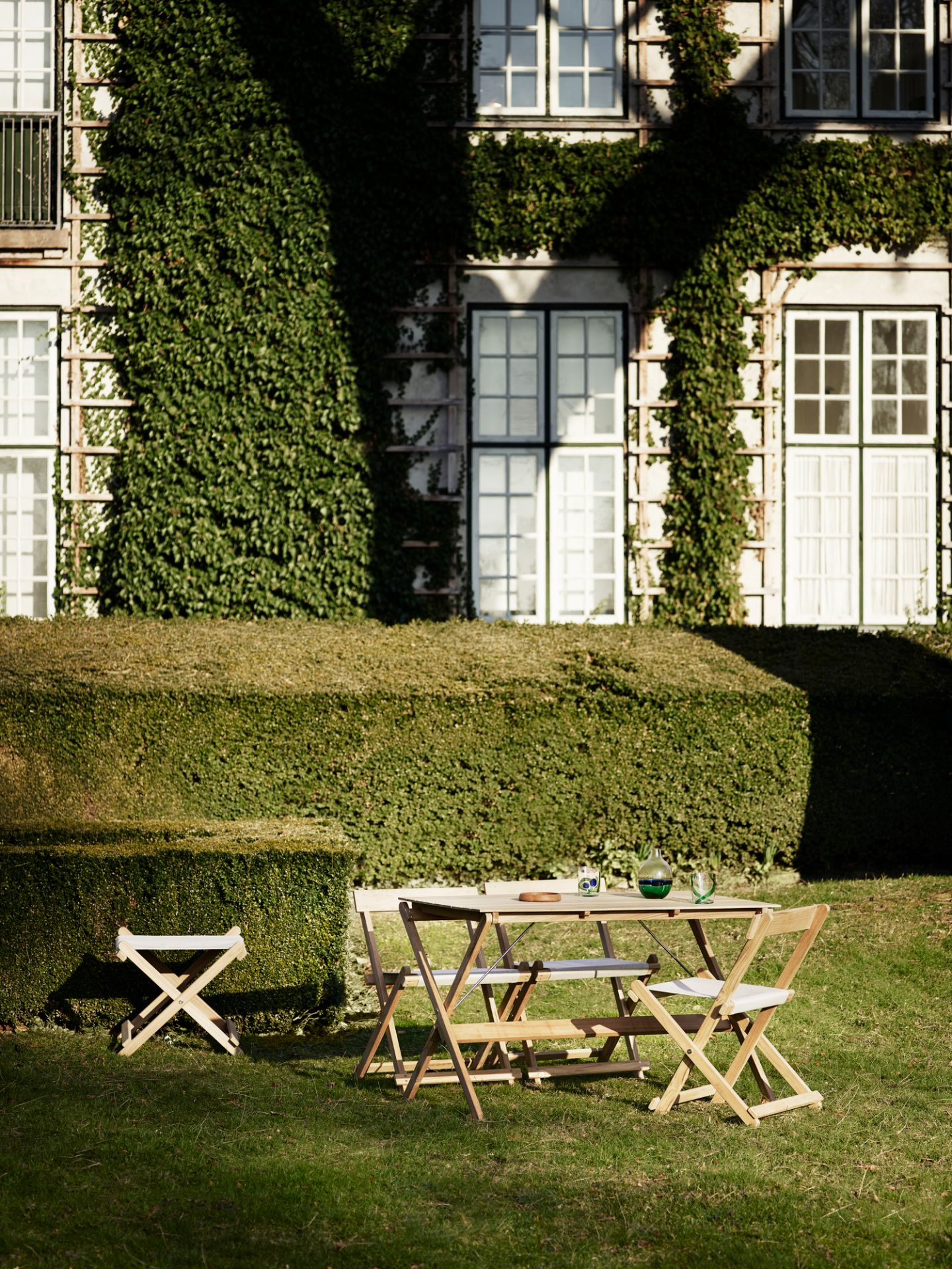 Mogensen stool outdoor Carl Hansen & Søn