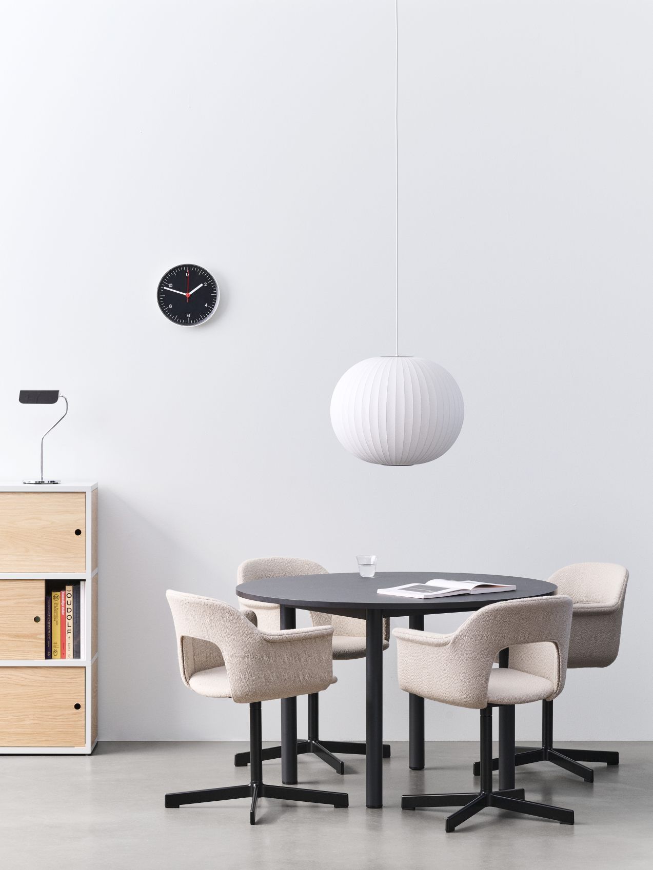 Annex Table Round Dining Table Hay