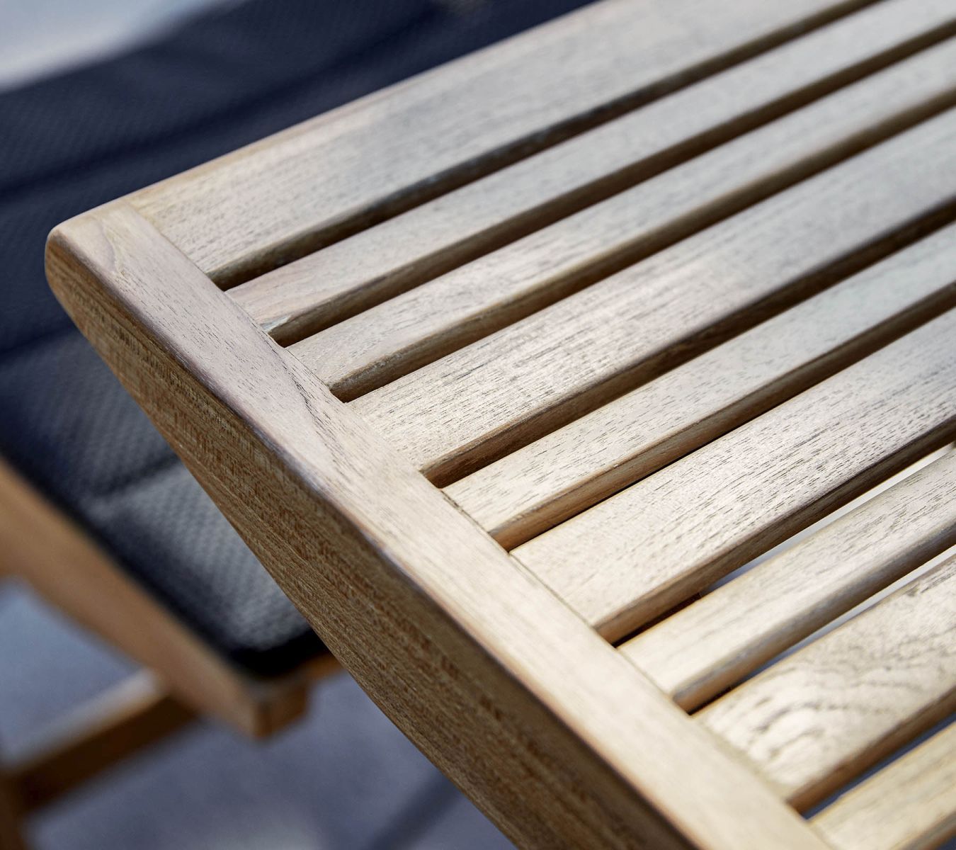 Flip Folding Table Cane-Line