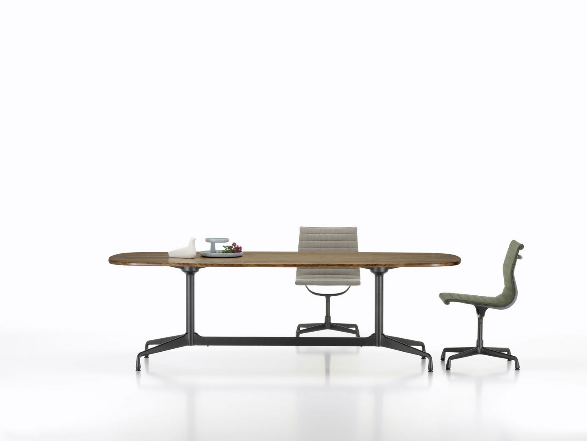 Eames Segmented Table Dining Bootsform 240 cm Vitra