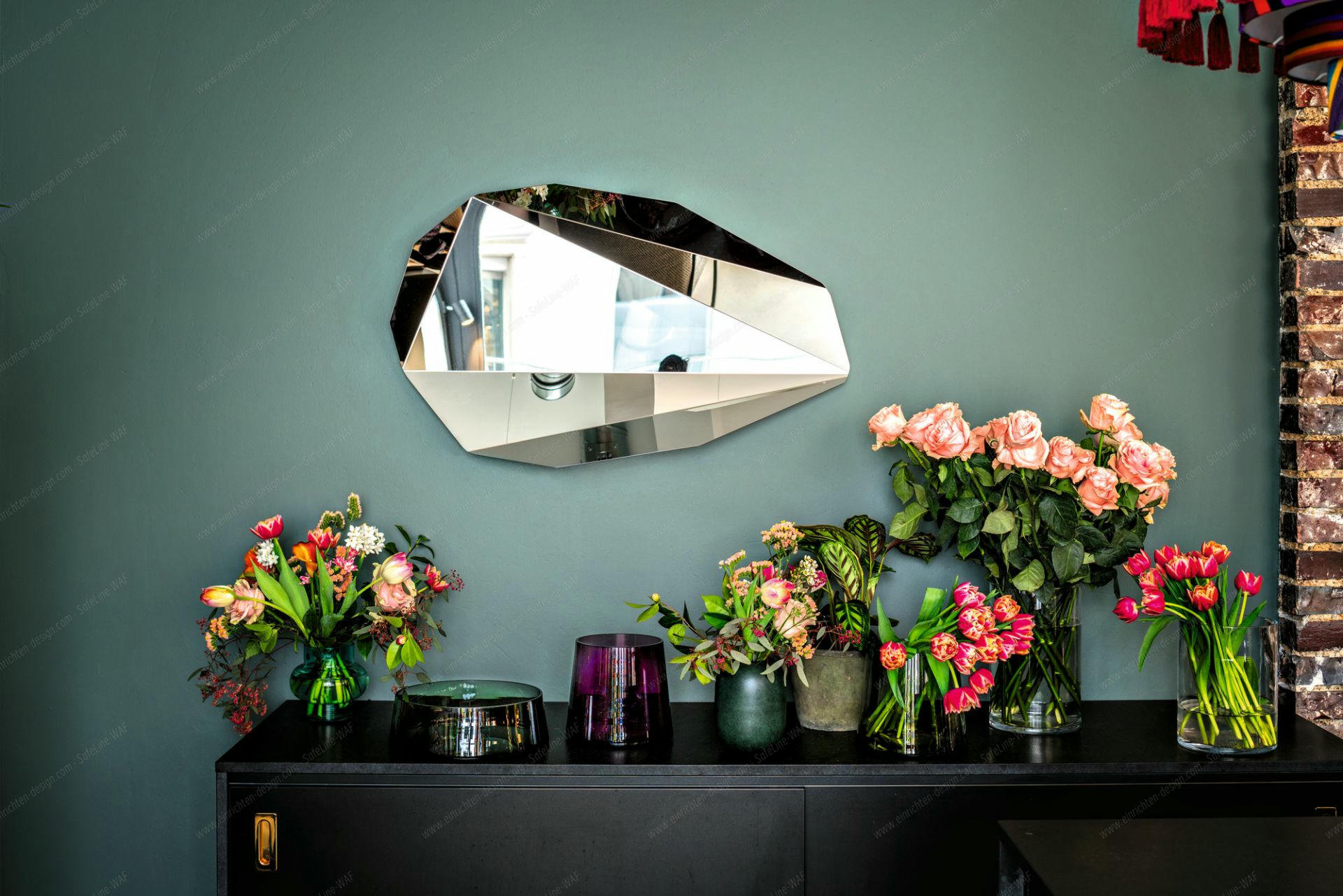 Piega Wall Mirror Medium Classicon