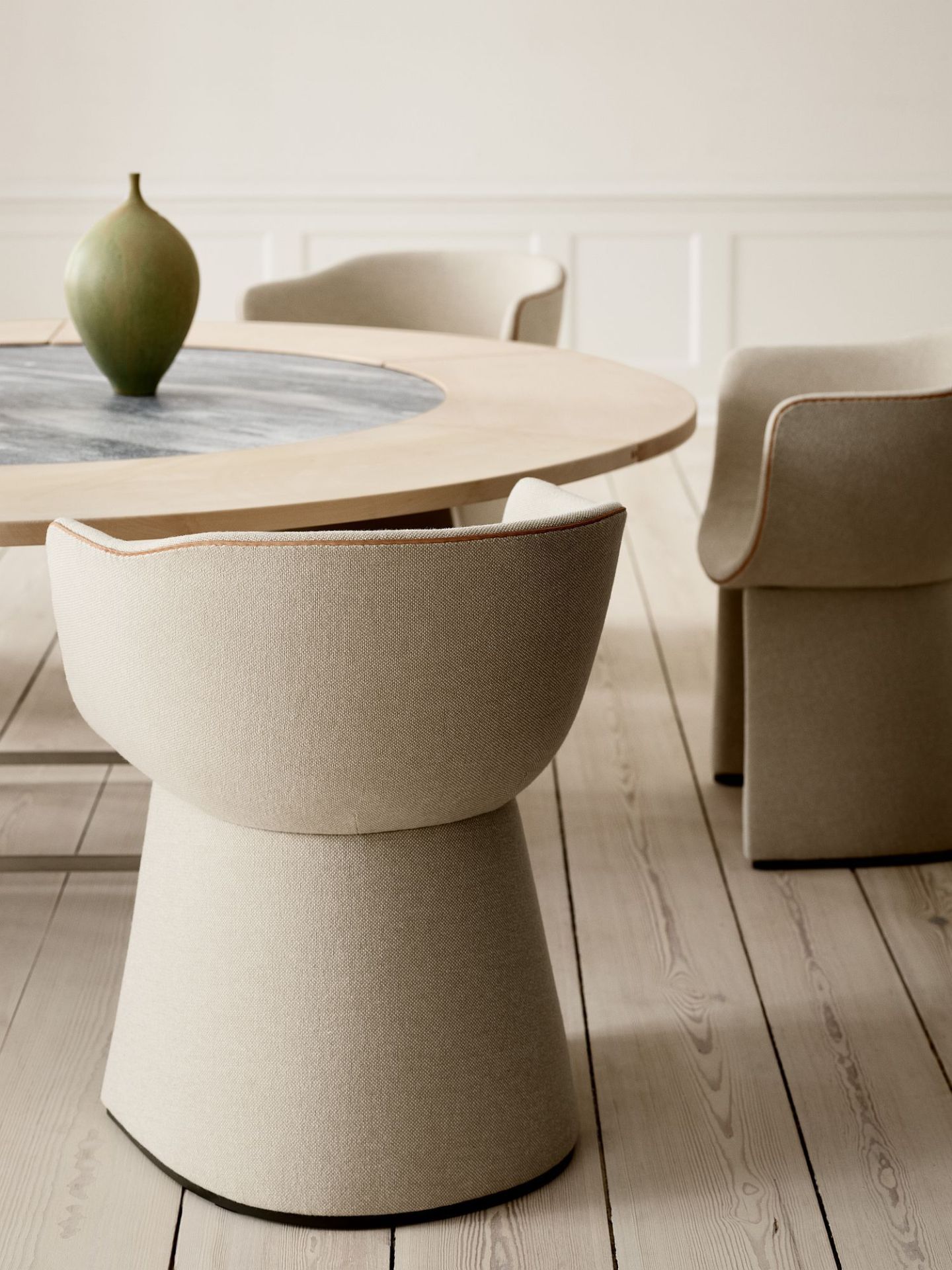 Monolit lounge chair / dining chair Fritz Hansen