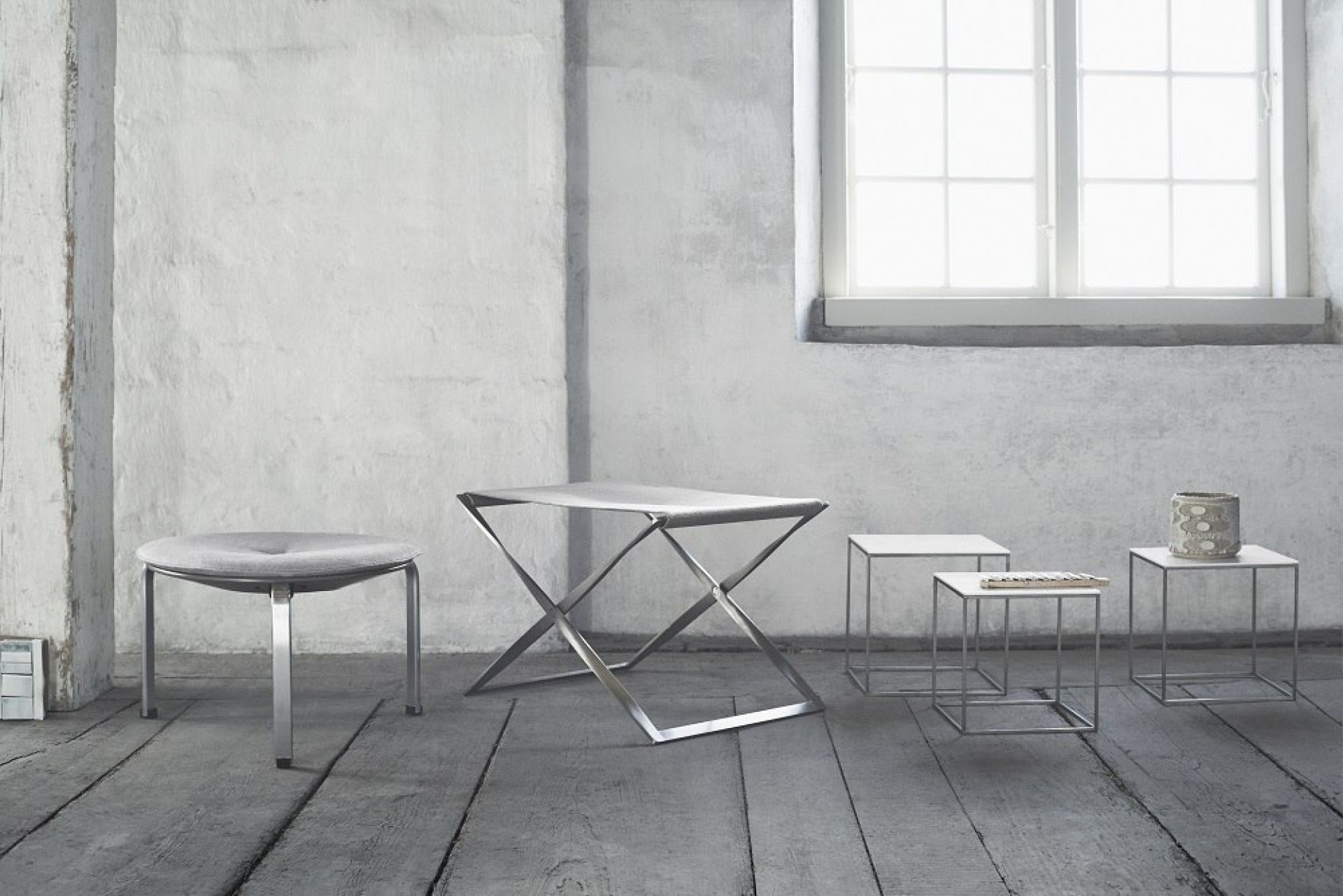PK 33 / PK33 Stool Fritz Hansen