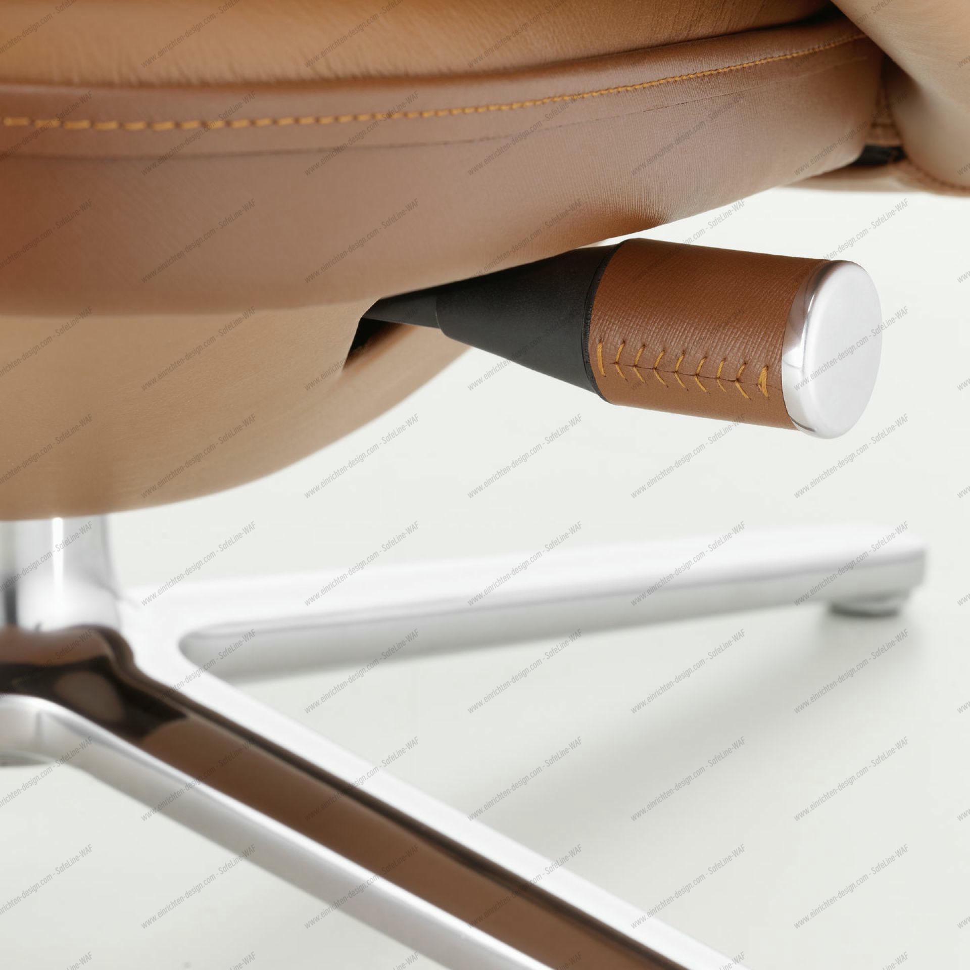 Grand Relax Armchair & Ottoman Vitra