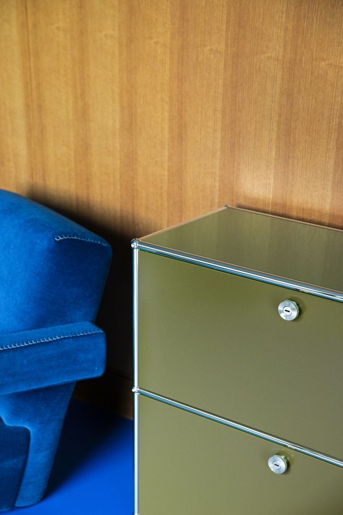 USM Haller highboard with three hinged doors olive green NEW STANDARD COLOUR 
