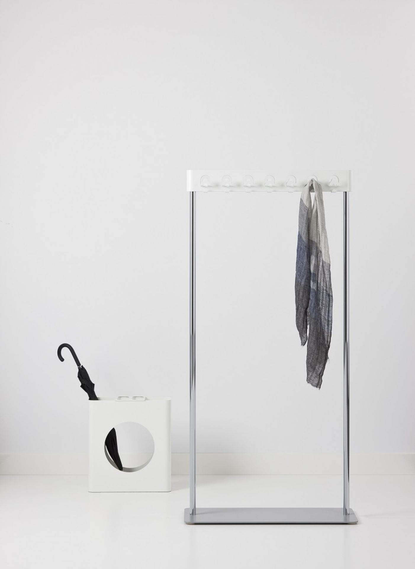 Flow Large Coat Stand Cascando