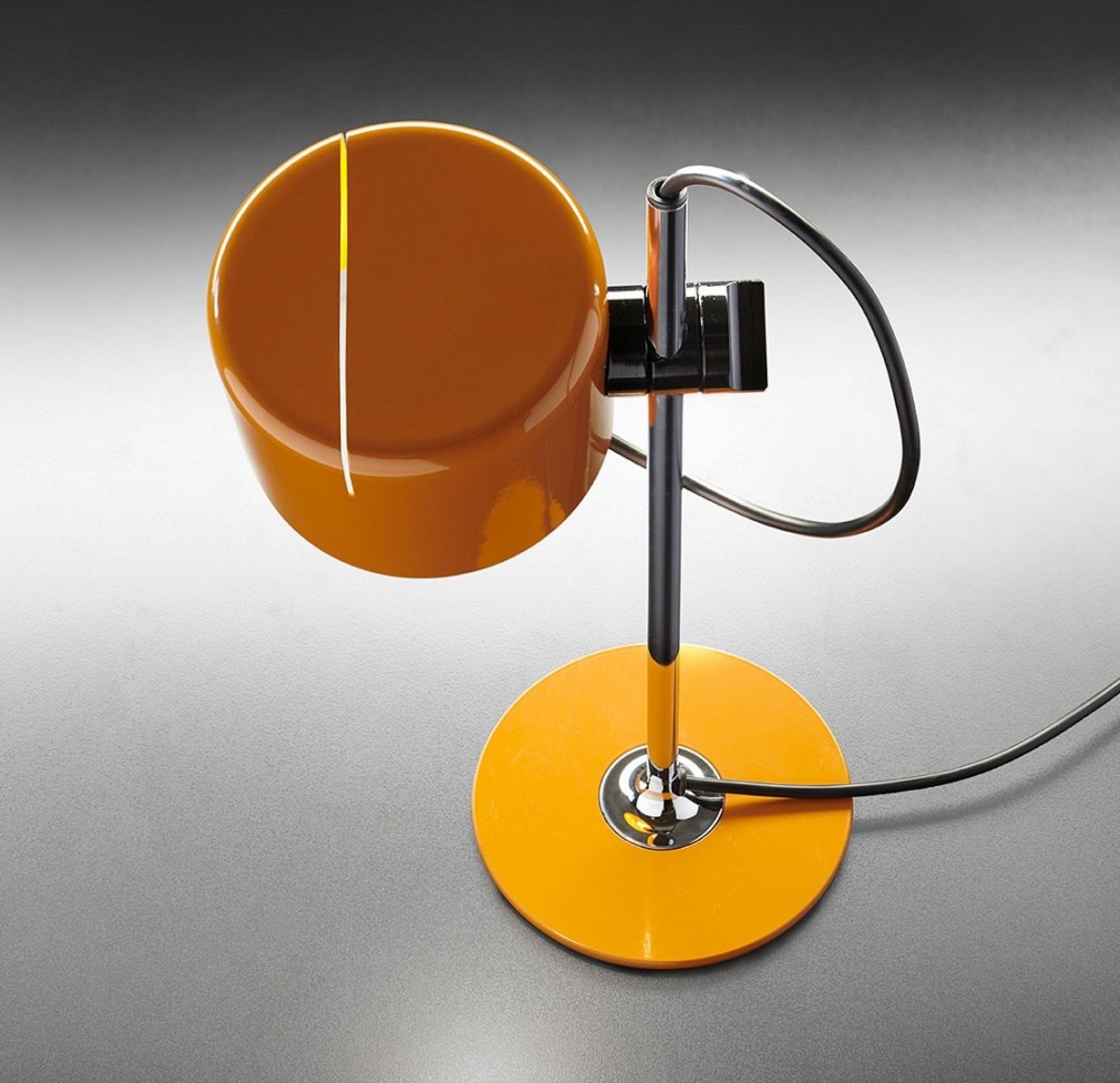 Mini Coupé 2201 Table lamp Oluce Mustard yellow