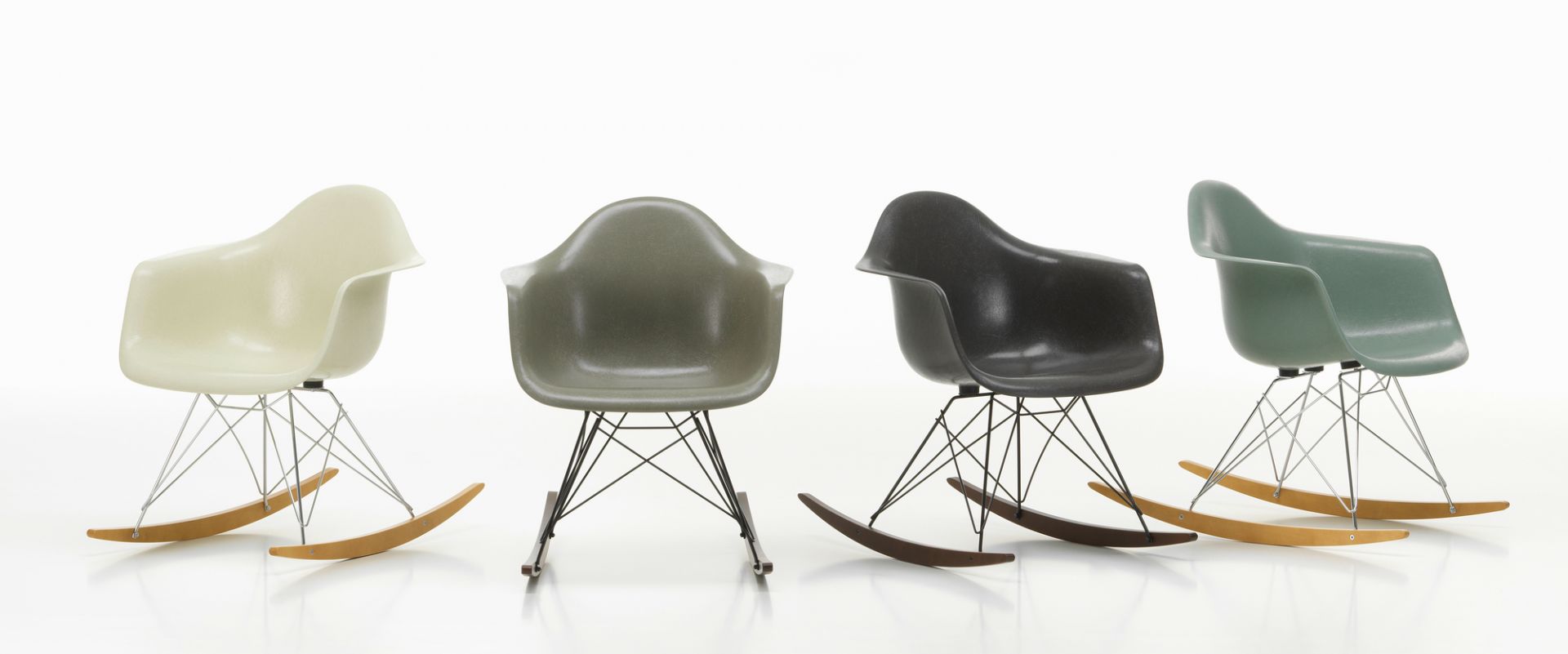 Eames Fibreglass Arm Rocking Chair RAR Rocking Chair Vitra