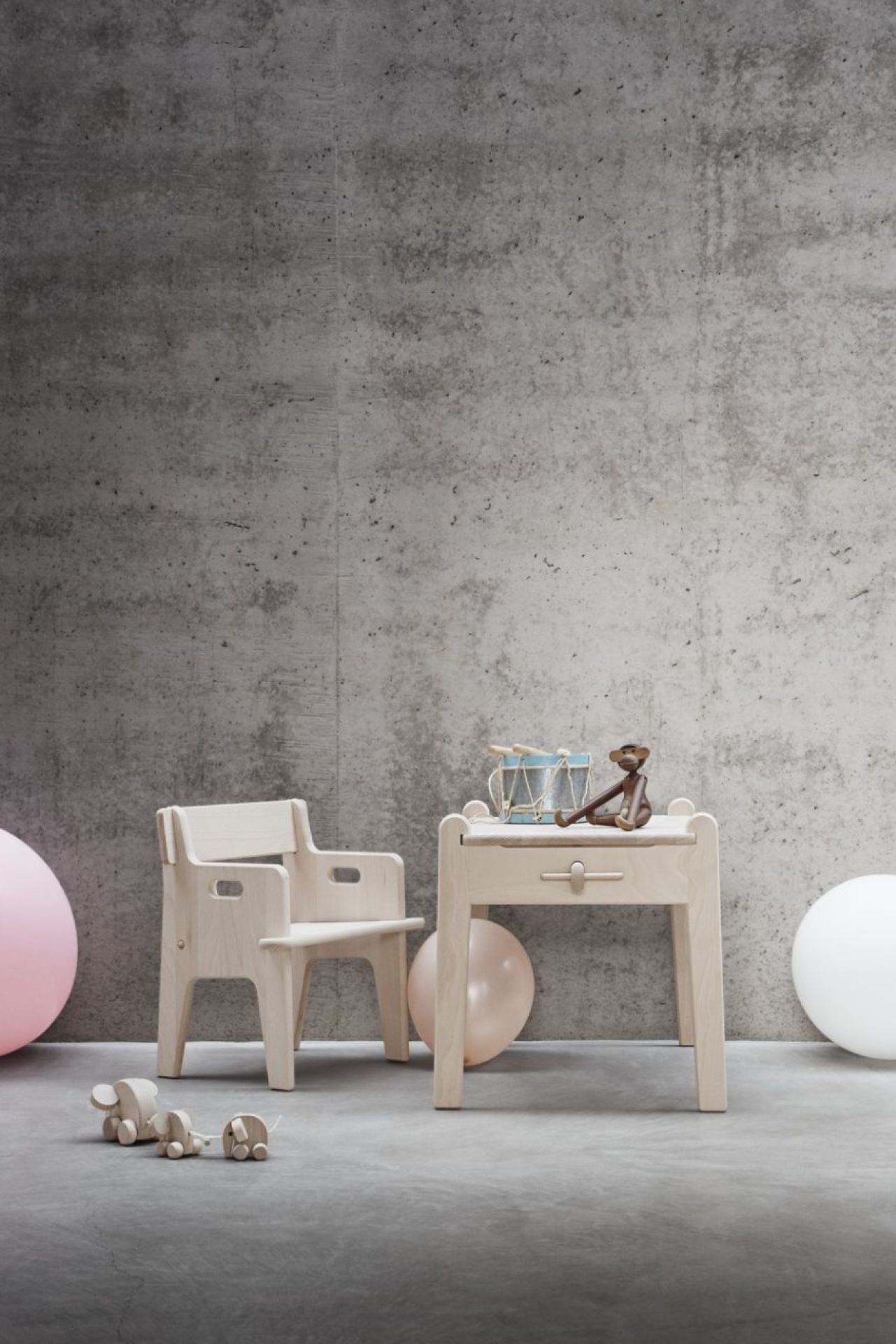 CH411 Peters children's table Carl Hansen & Søn