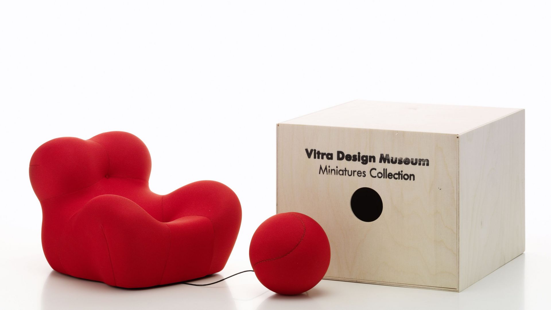 La Mamma [1969] Miniatur Chair Vitra