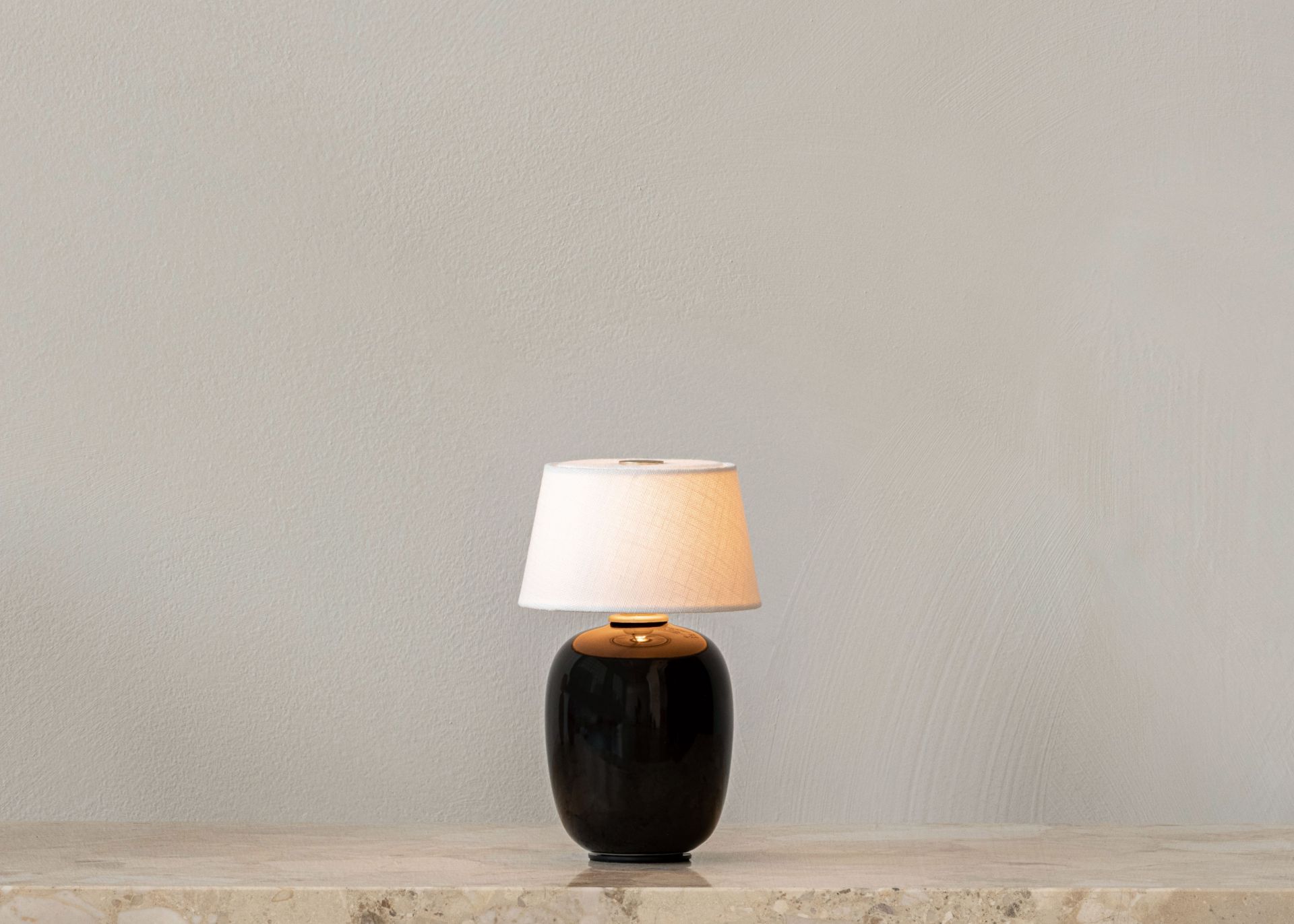 Torso portable table lamp Battery light Audo