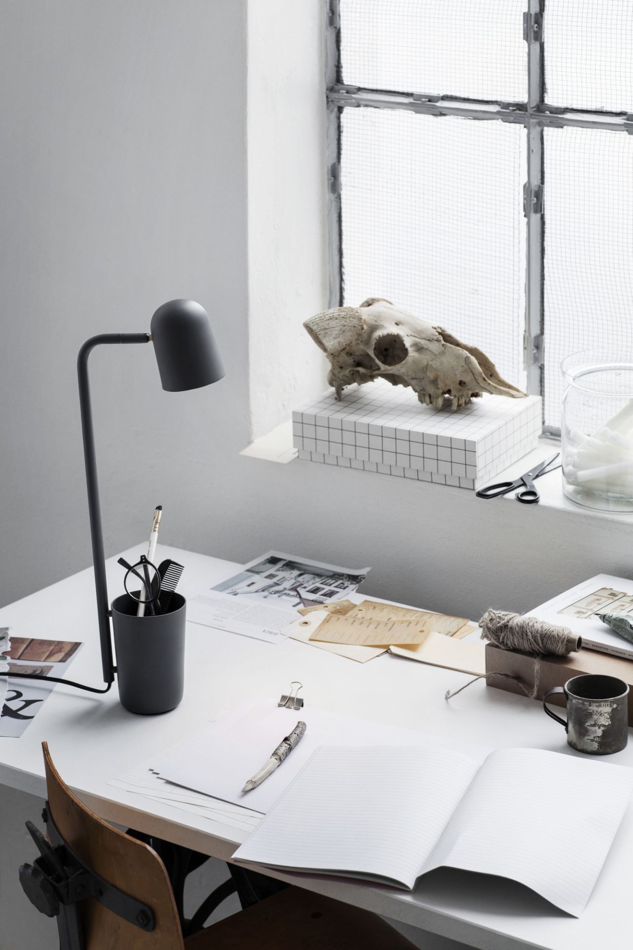 Buddy LED Table Lamp dark green Northern