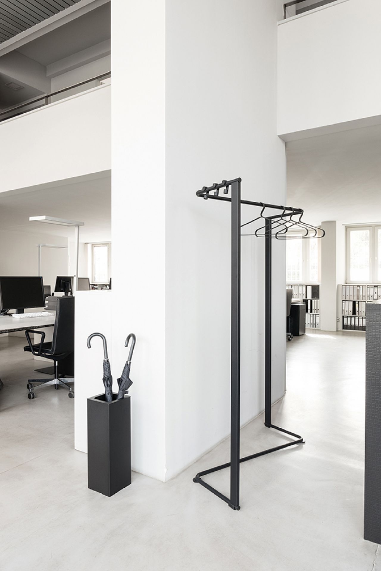 Angle umbrella stand Schönbuch