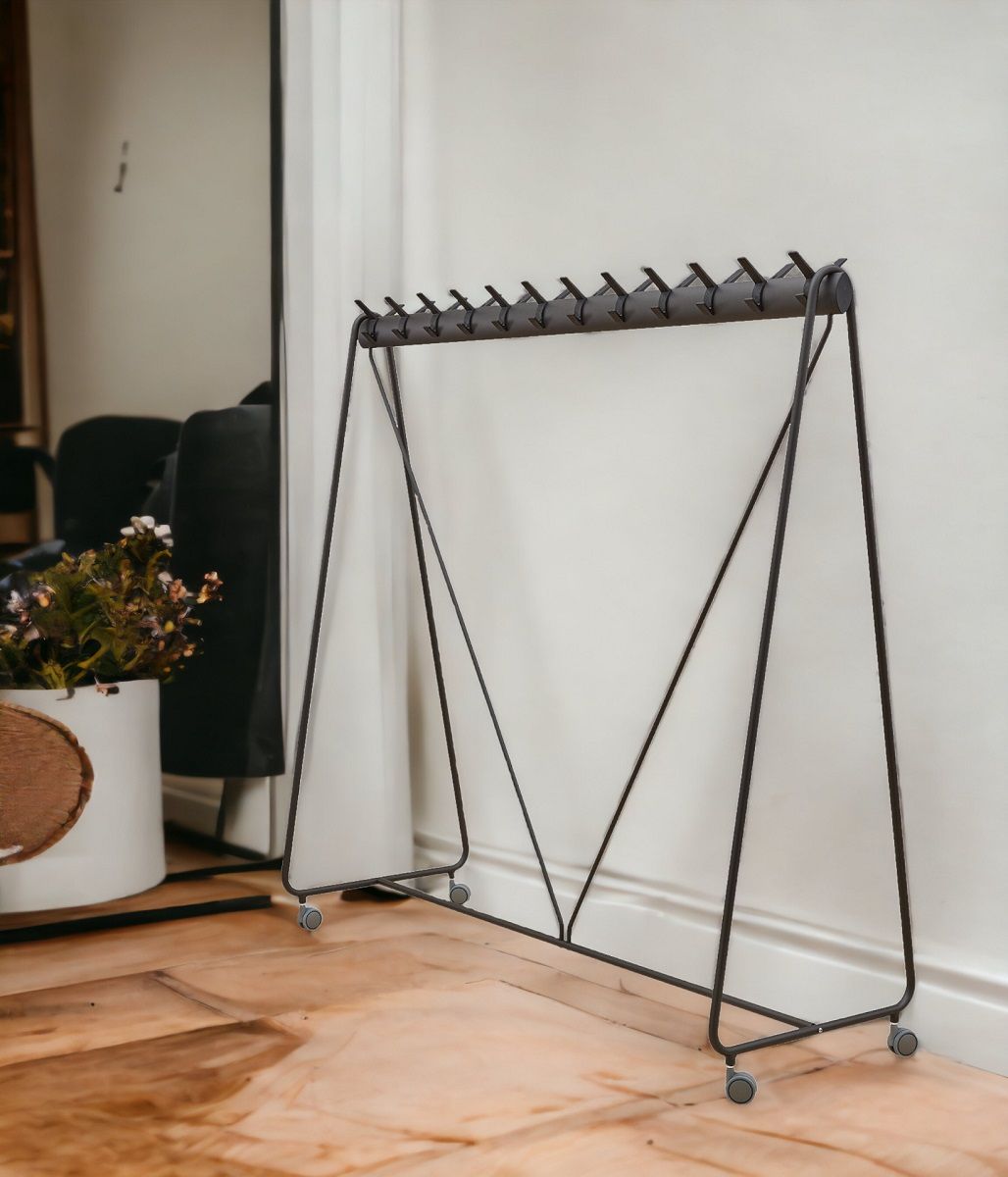 Ellipse Coat hanger on wheels with 24 hooks Segis