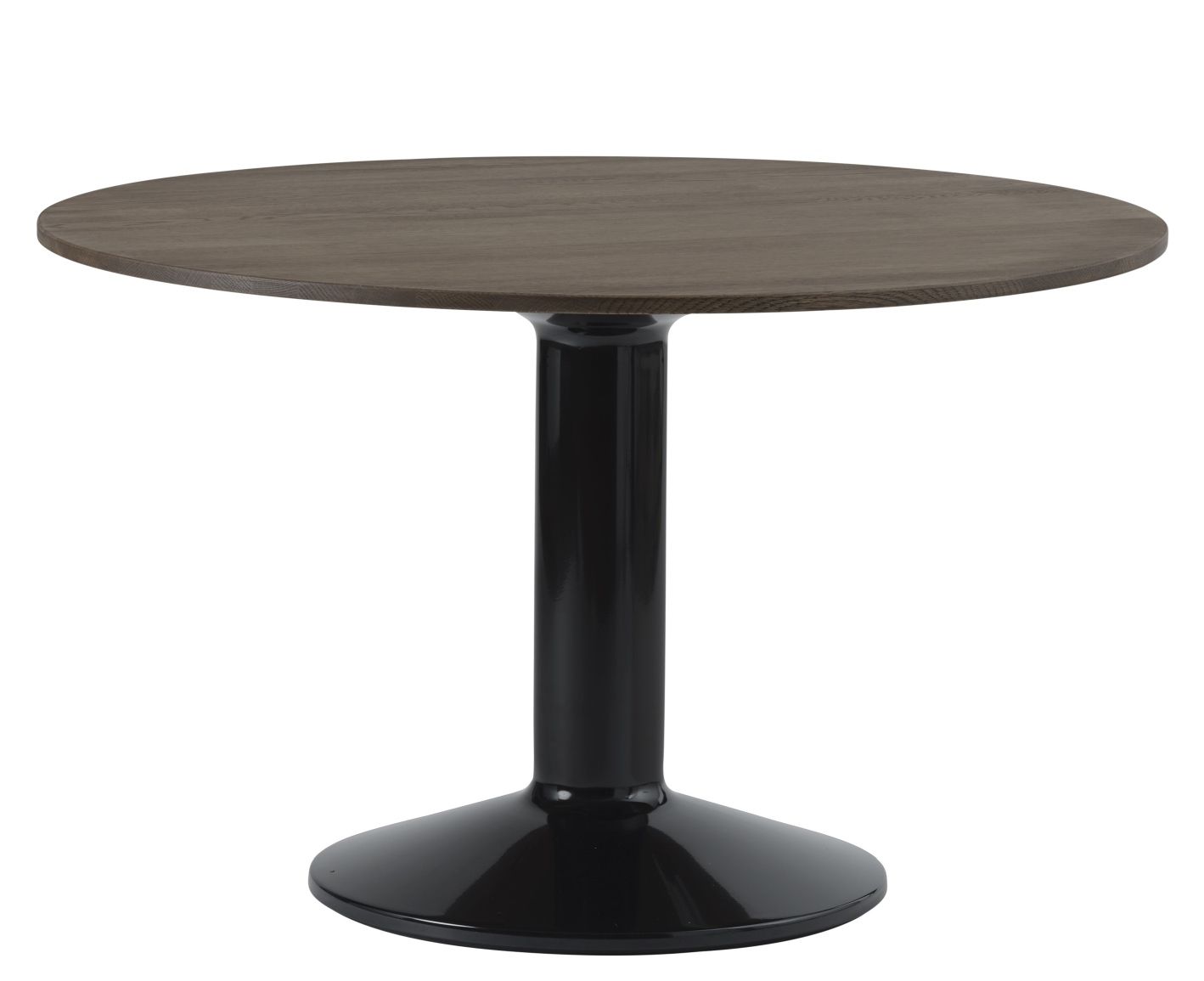 MIDST Table Esstisch von Muuto: Runder Esstisch mit dunkler Holzplatte und schwarzem, trompetenförmigem Fuß.