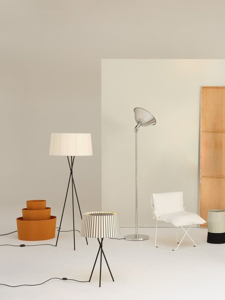 Tripode G6 Table Lamp Santa & Cole