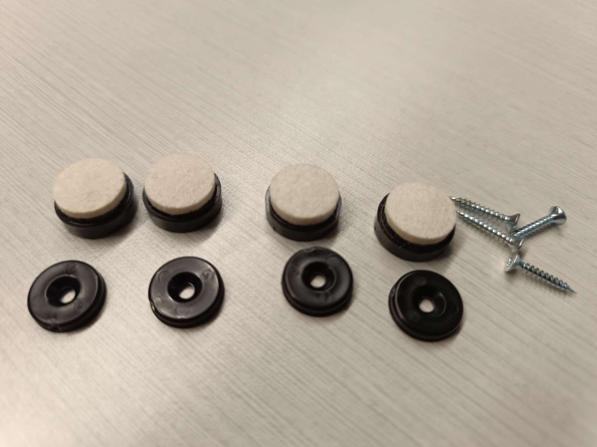 Glide set felt for AAC and AAS with wooden frame by Hay