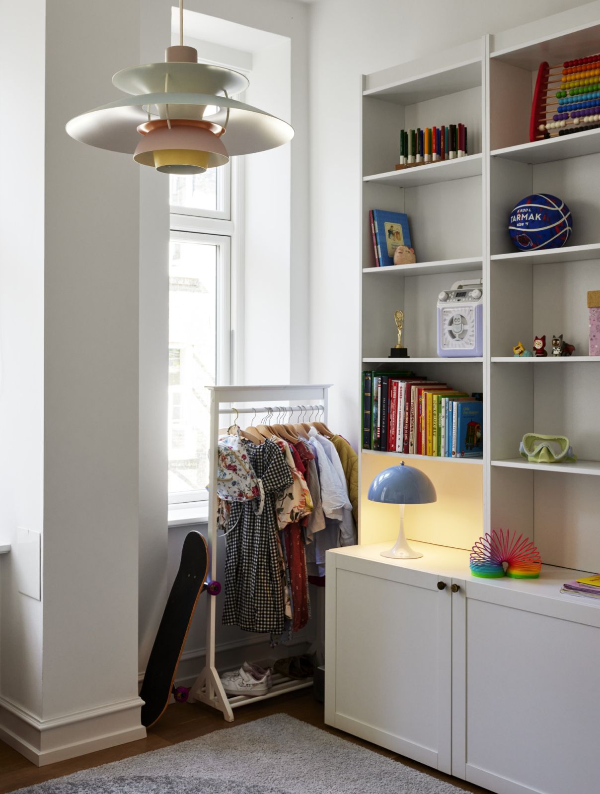 PH 5 Pendant Light Pastel Louis Poulsen Pastel Oyster Grey - Blue Pink