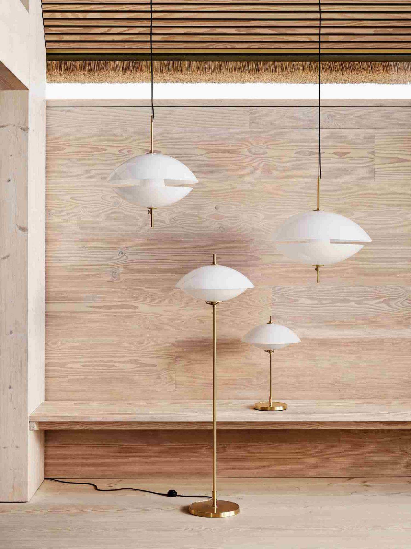Clam Floor lamp Floor lamp Fritz Hansen 