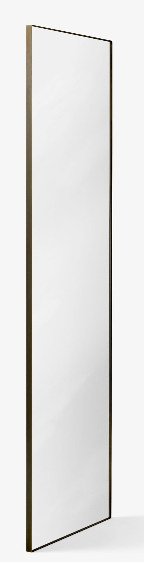 Amore Mirror H 190 cm AndTradition