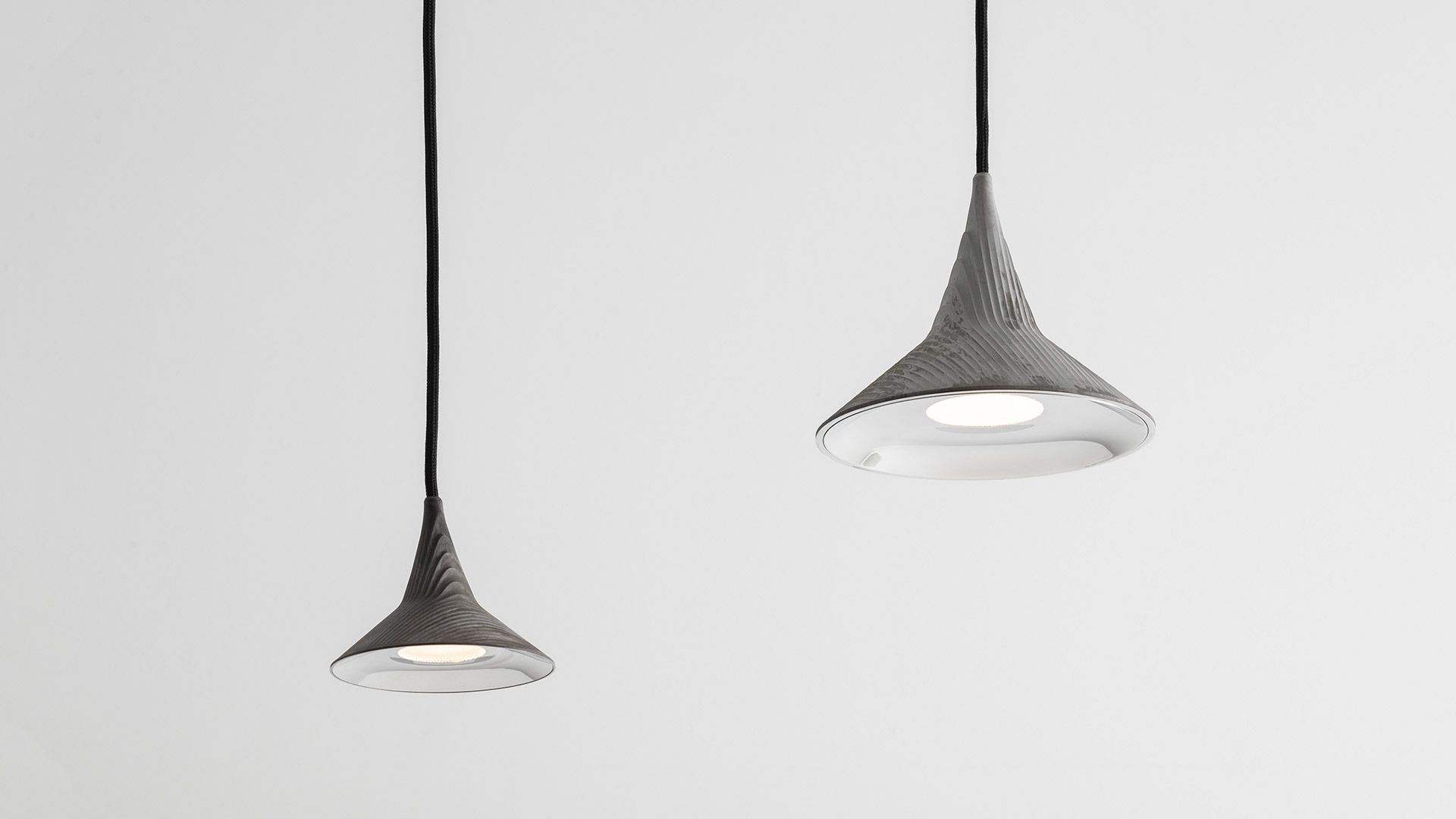 Unterlinden Chandelier Ring Aluminium 2700K Artemide