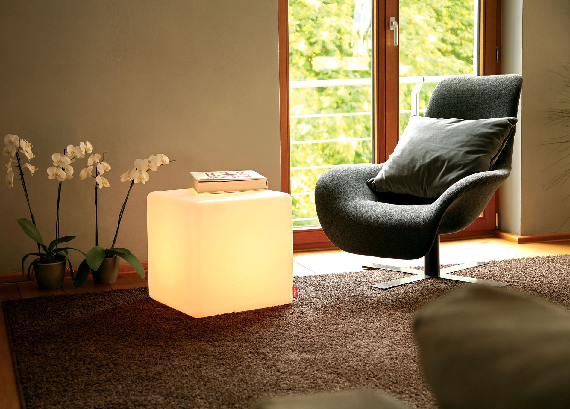 CUBE indoor Stool & Side Table Moree