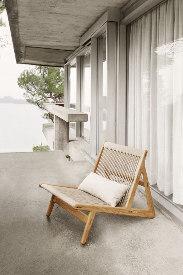 MR01 Initial Chair Armchair Gubi