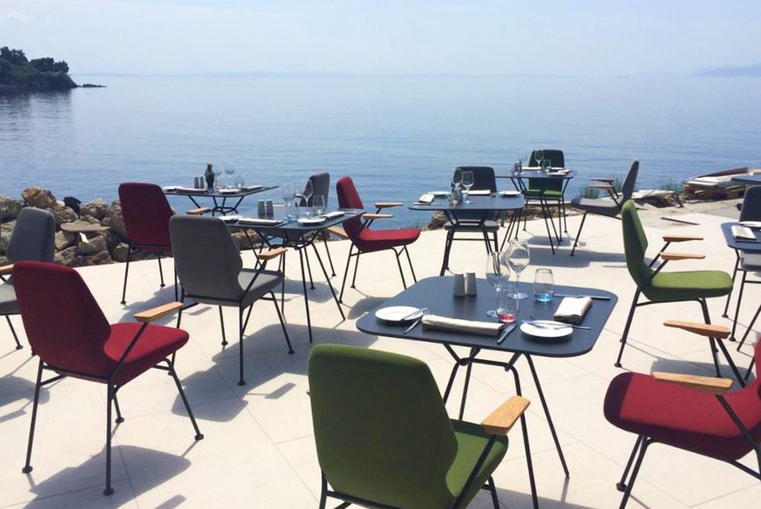 Oblique Indoor / Outdoor Chairs Prostoria