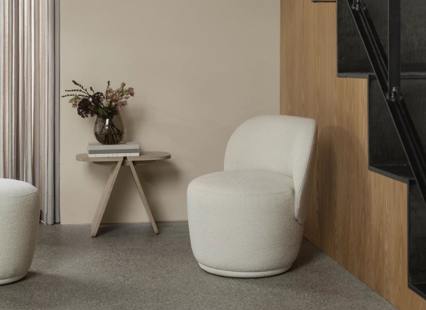 Avio side table W 55 x D 30 x H 45 cm Blomus
