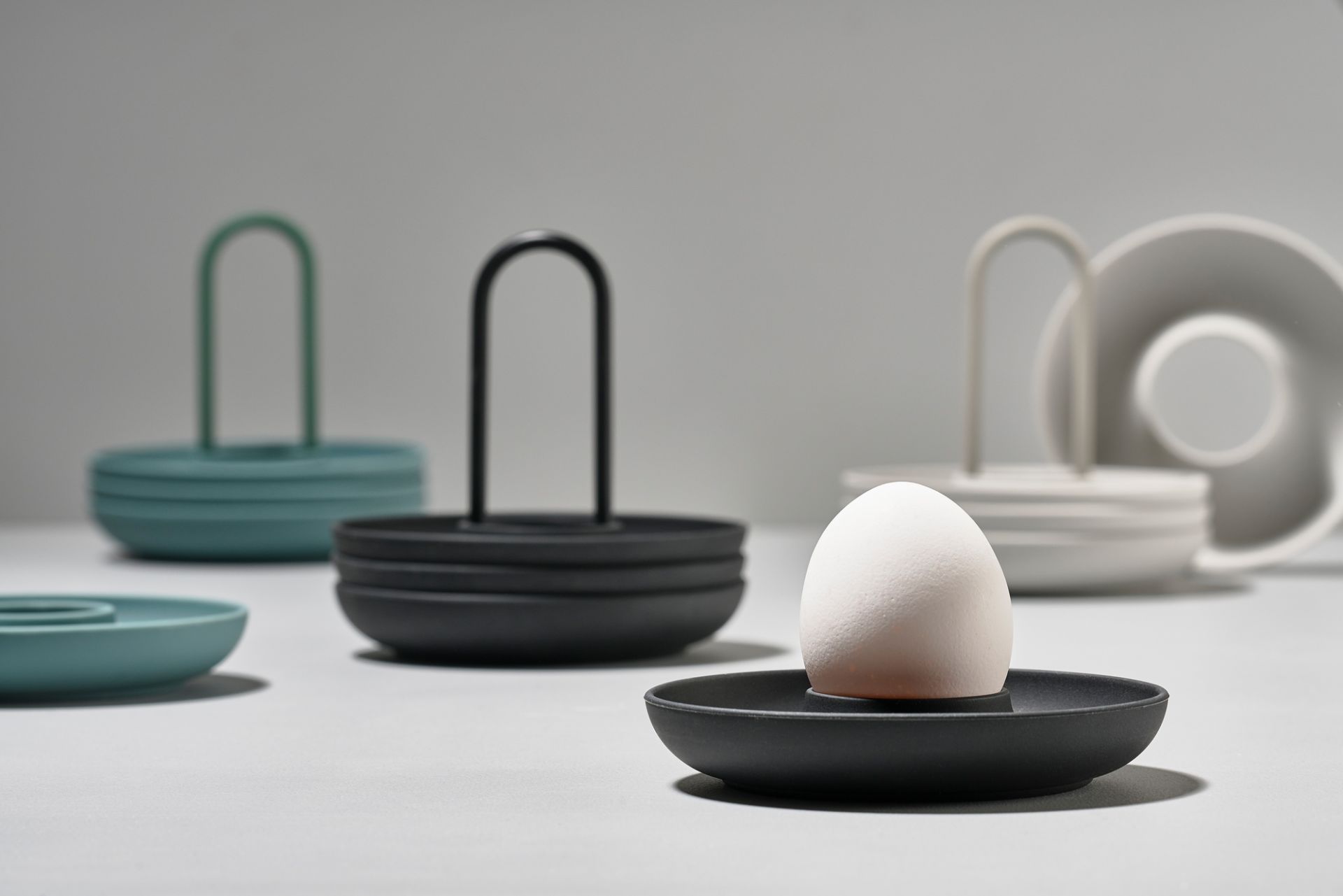 Singles egg cup with holder set of 4 Zone Denmark SINGLE PIECES