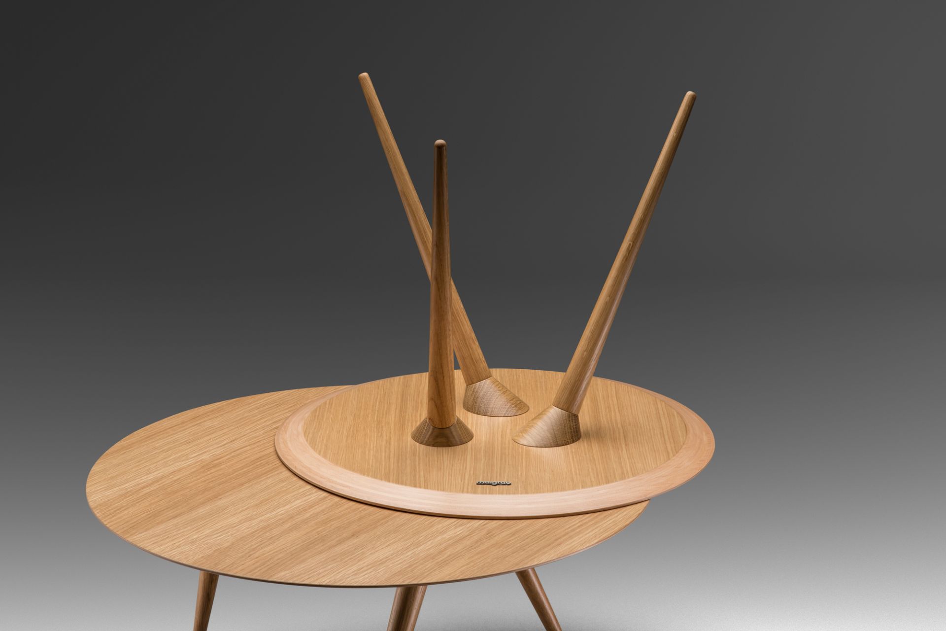 Turn high side table natural oak Maigrau