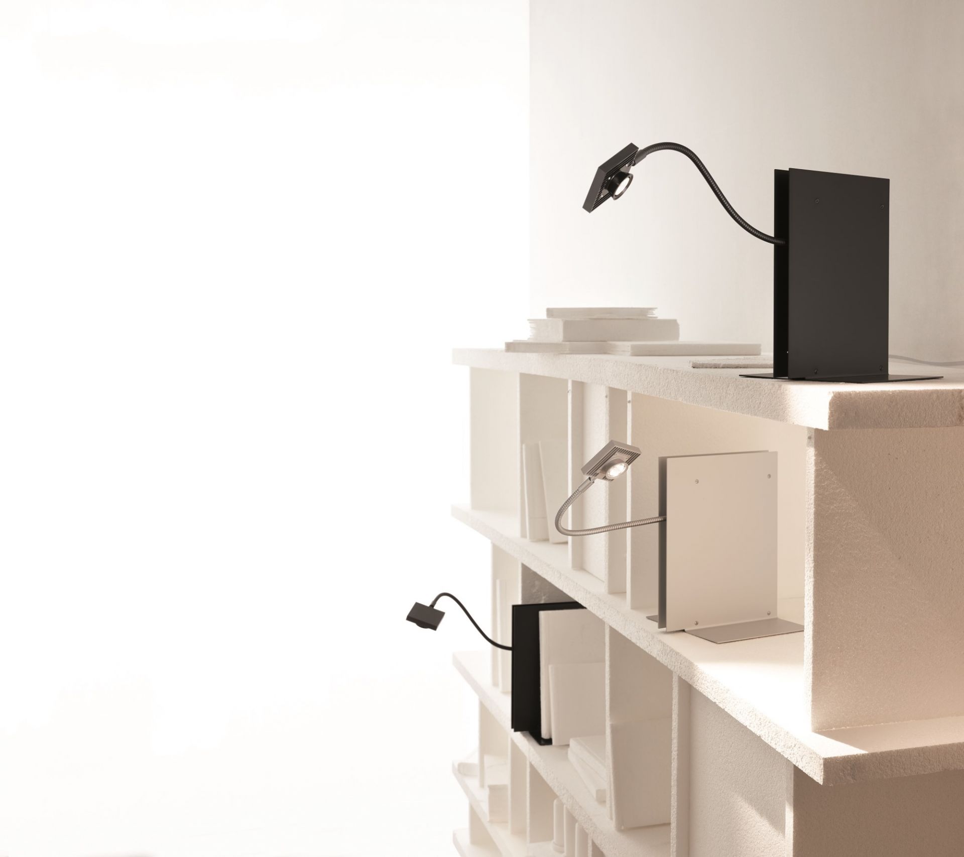 LED's Oskar LED shelf lamp Ingo Maurer