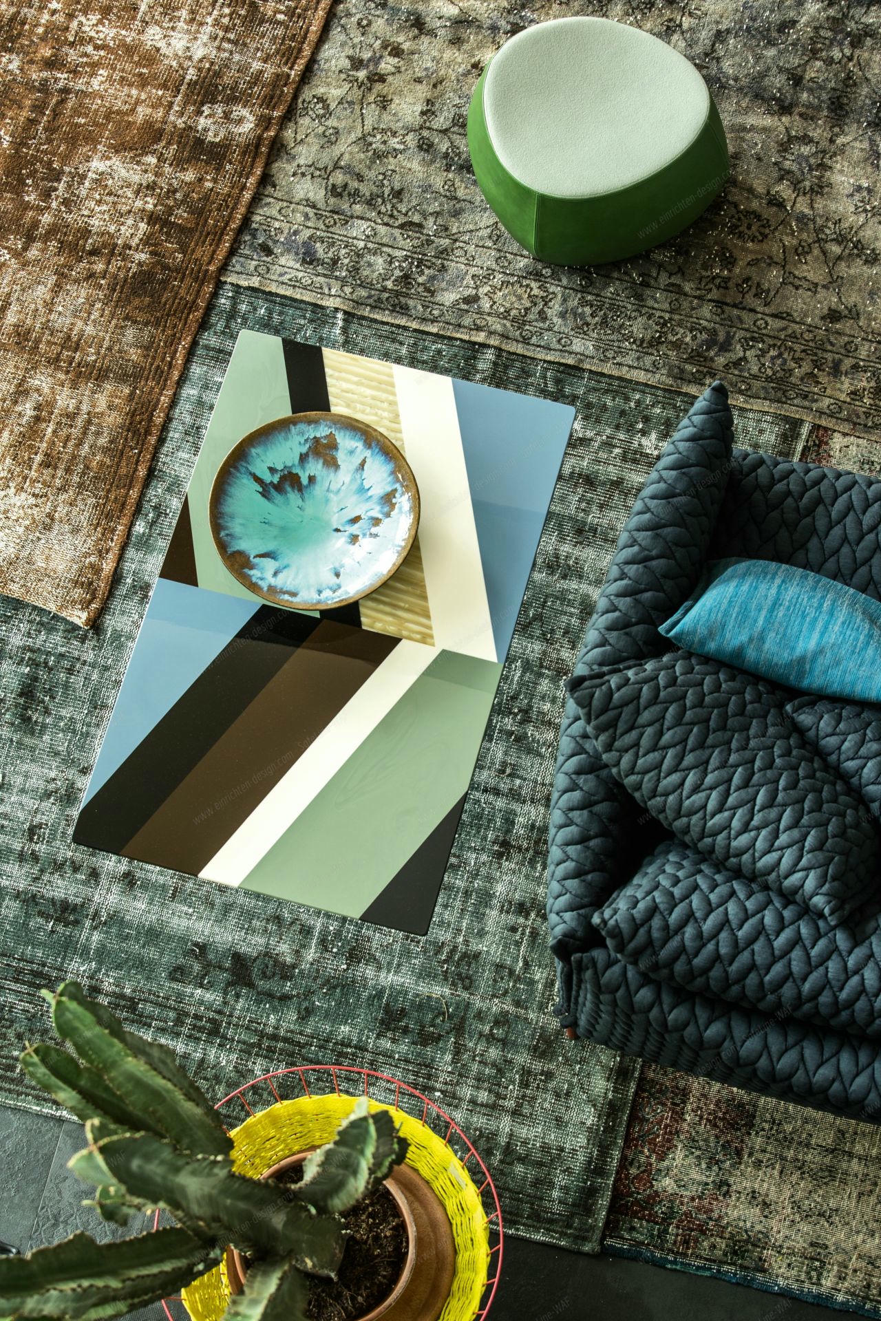 Fishbone Table 108x68x40 blue Moroso