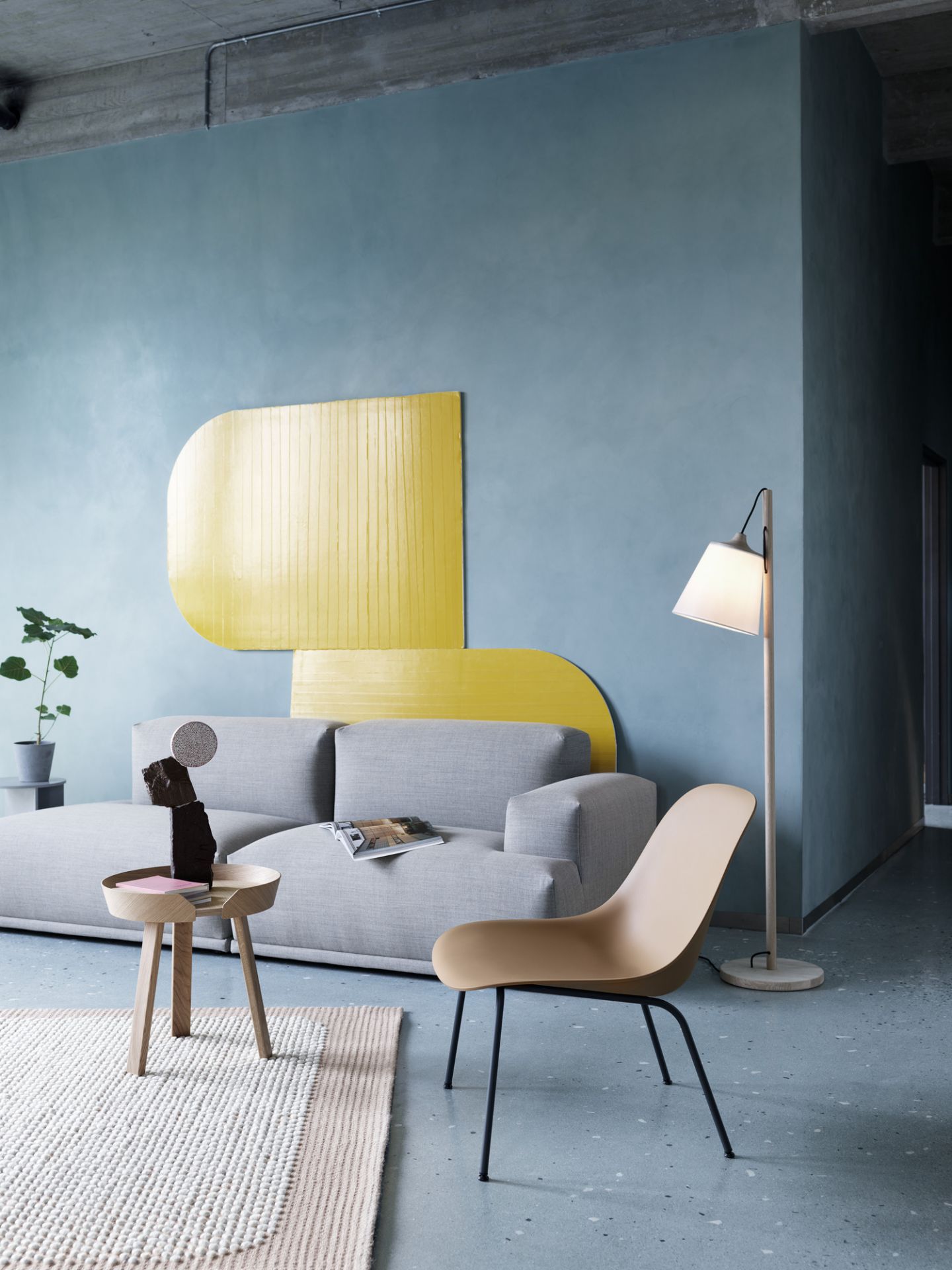 Around Coffee Table Small Side Table Muuto