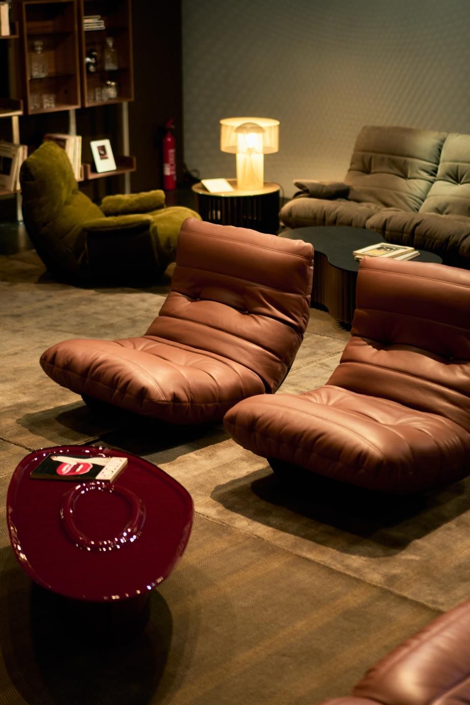 Oasi coffee table ligne roset