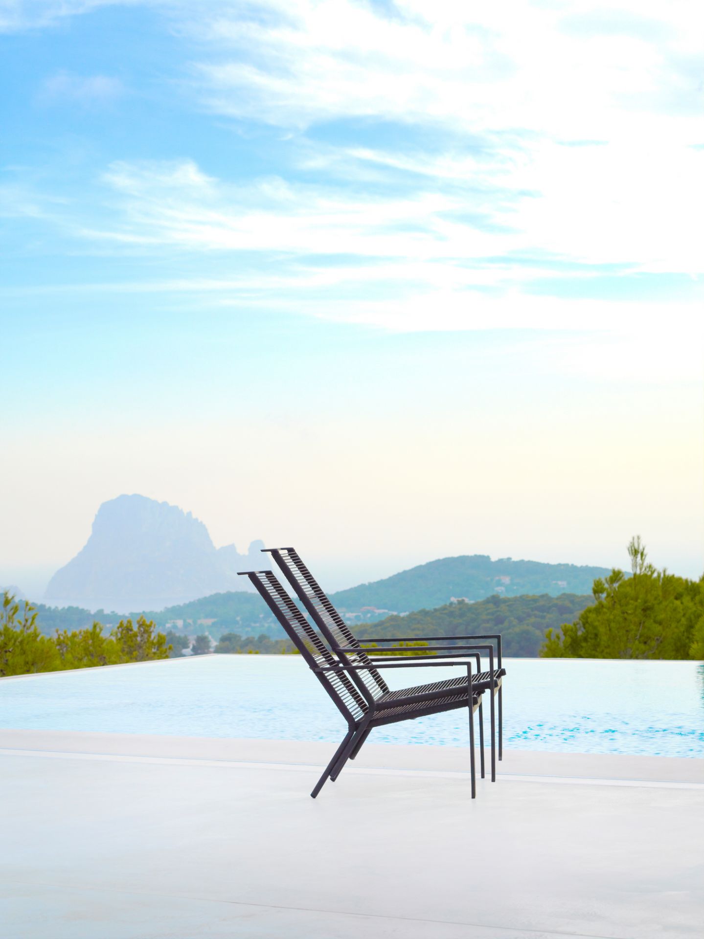 Edge Outdoor Highback armchair stackable Cane-Line