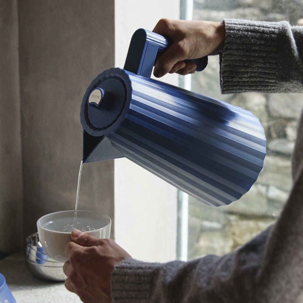 MDL06 Plissé Water Boiler Alessi Blue