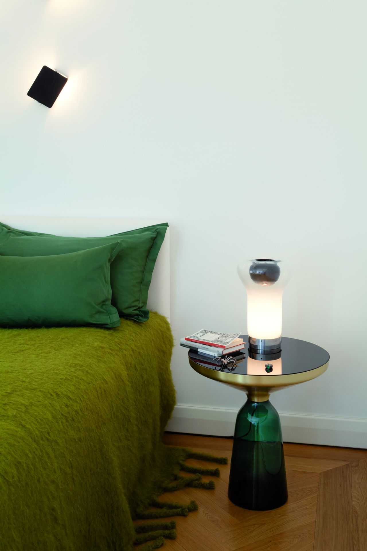 Bell Side Table ClassiCon Brass Amethyst Violet