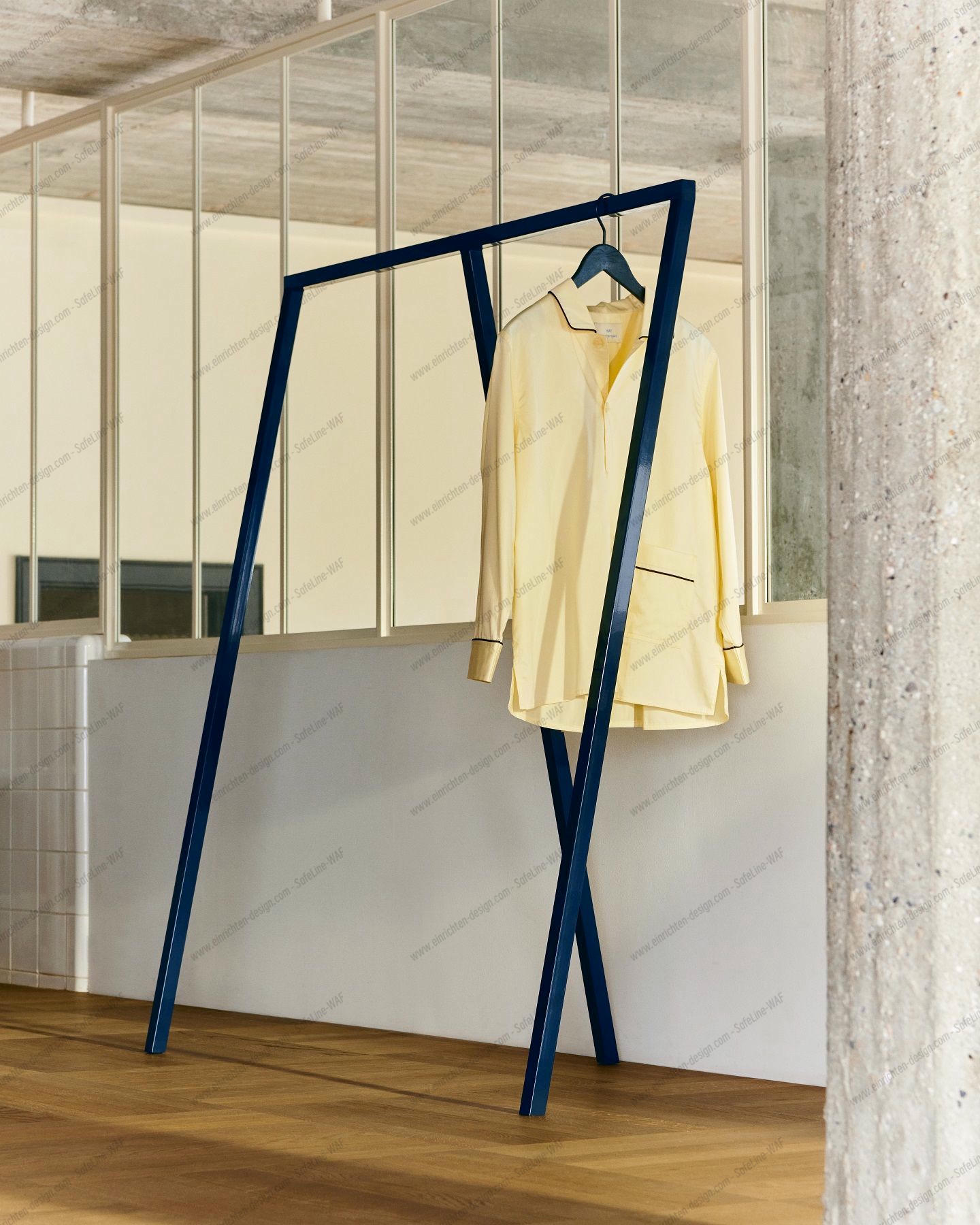 Loop Stand Wardrobe Hay