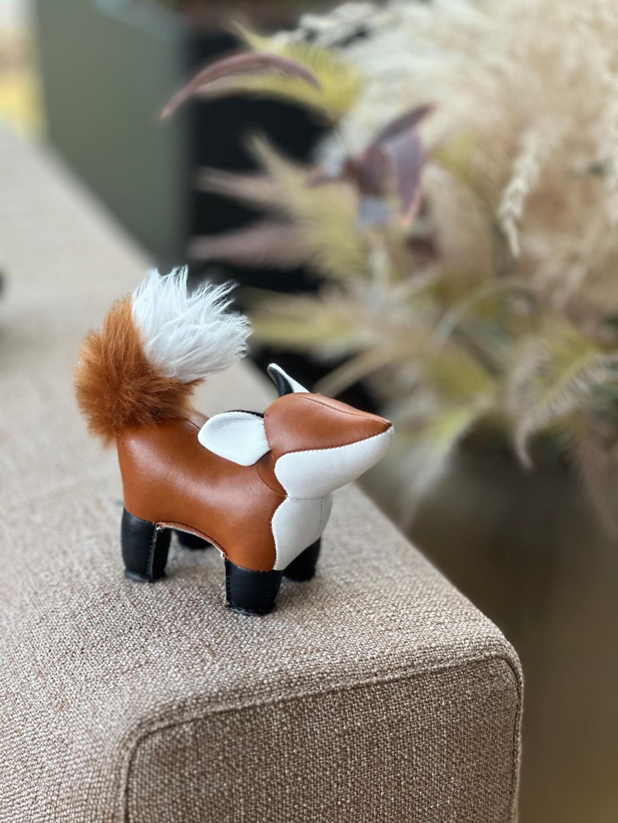 Paperweight Fox Furi Tan/White Züny