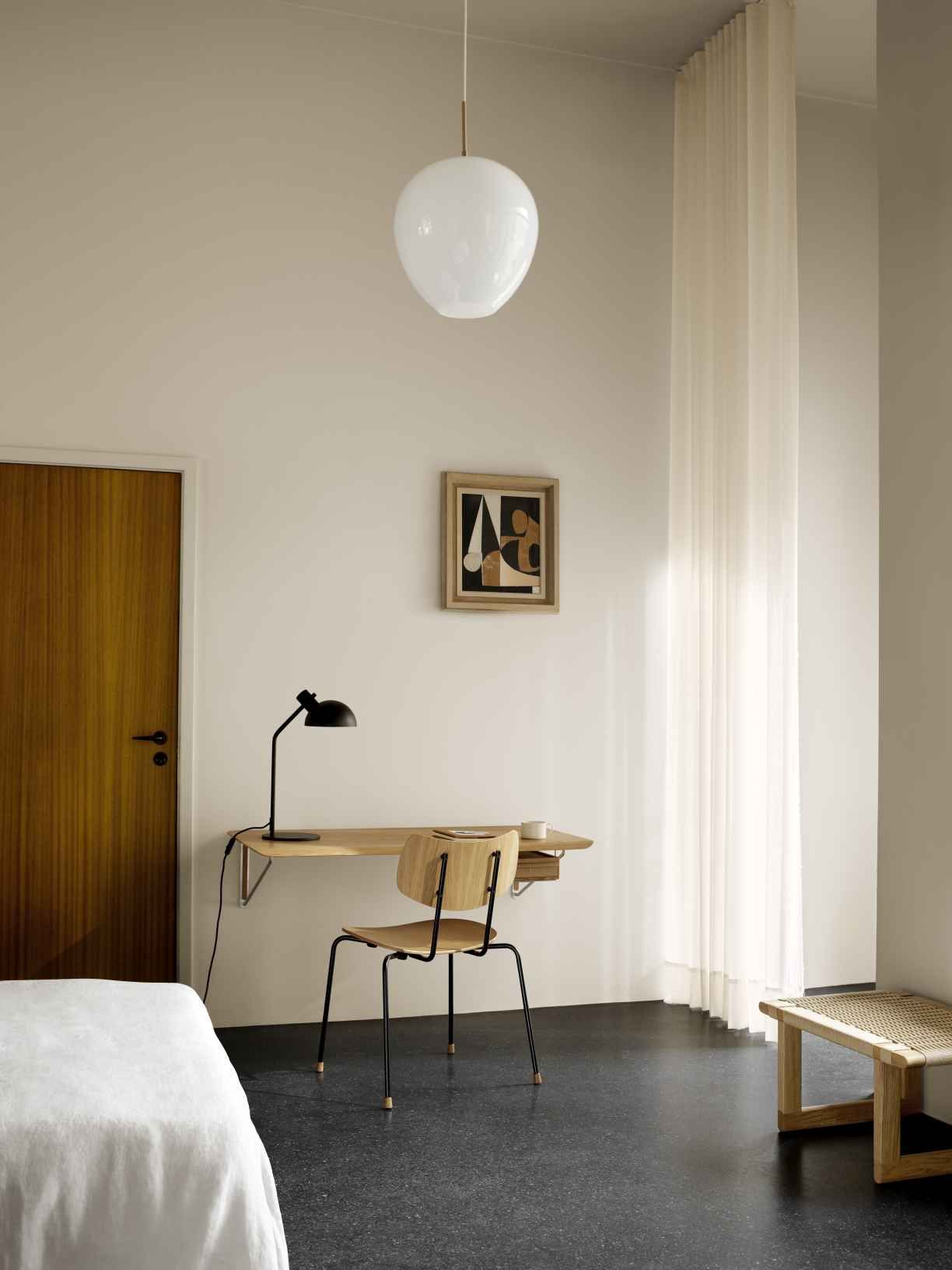 AB019 Wall Desk Wall desk Carl Hansen & Søn